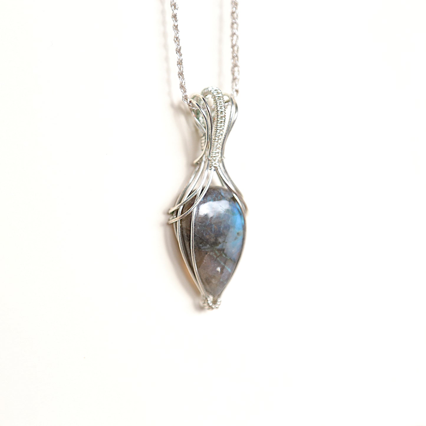 Pendentif Wire Wrapping en Labradorite